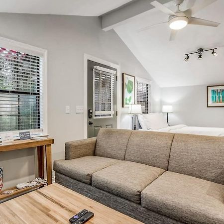 Pensacola Pearl - Studio Apartment - Pets Welcome Εξωτερικό φωτογραφία